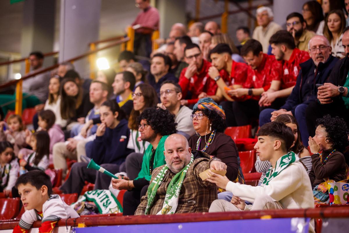 El Córdoba Futsal - O Parrulo Ferrol, en imágenes