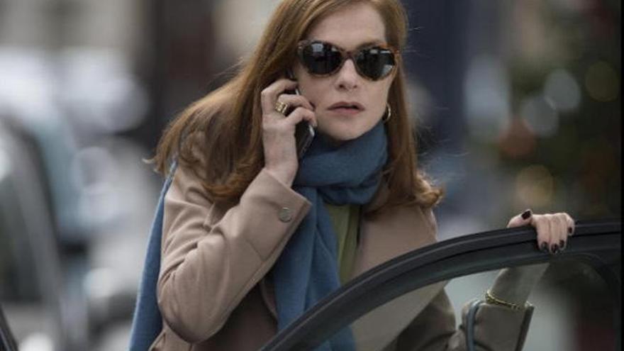 Isabelle Huppert interpreta a una víctima de violencia sexual.