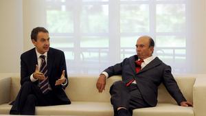 Emilio Botín, con José Luis Rodríguez Zapatero en una reunión que el presidente español mantuvo con banqueros en la Moncloa, en el 2008.