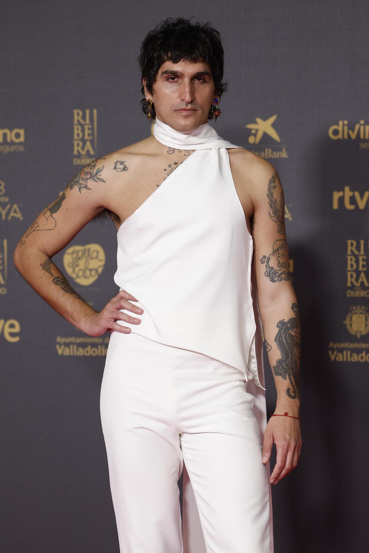 LaDani, en la alfombra roja de los Premios Goya 2024.