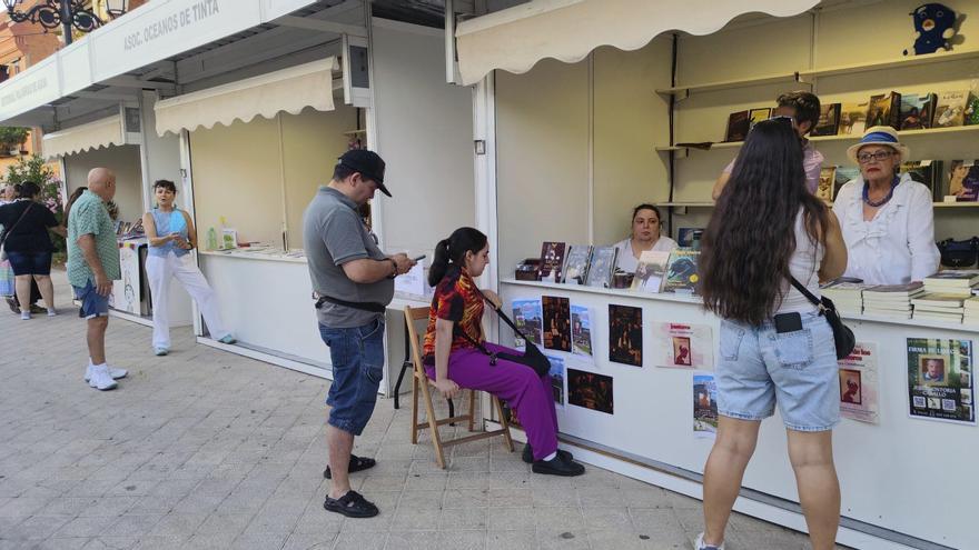 La Feria del Libro de Benavente encara su recta final tras un maratón de presentaciones
