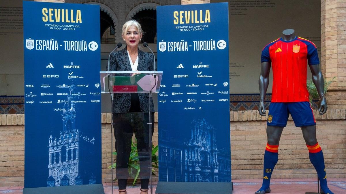 La consejera de Cultura y Deporte, Patricia del Pozo, en la presentación del partido entre las selecciones de España y Turquía