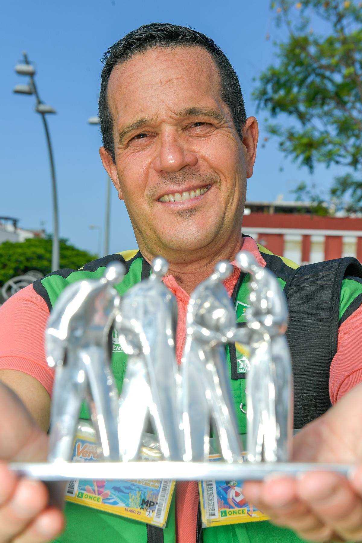 Raúl Cárdenas Catalá, mejor vendedor del año de la ONCE Raúl Cárdenas Catalá, mejor vendedor del año de la ONCE