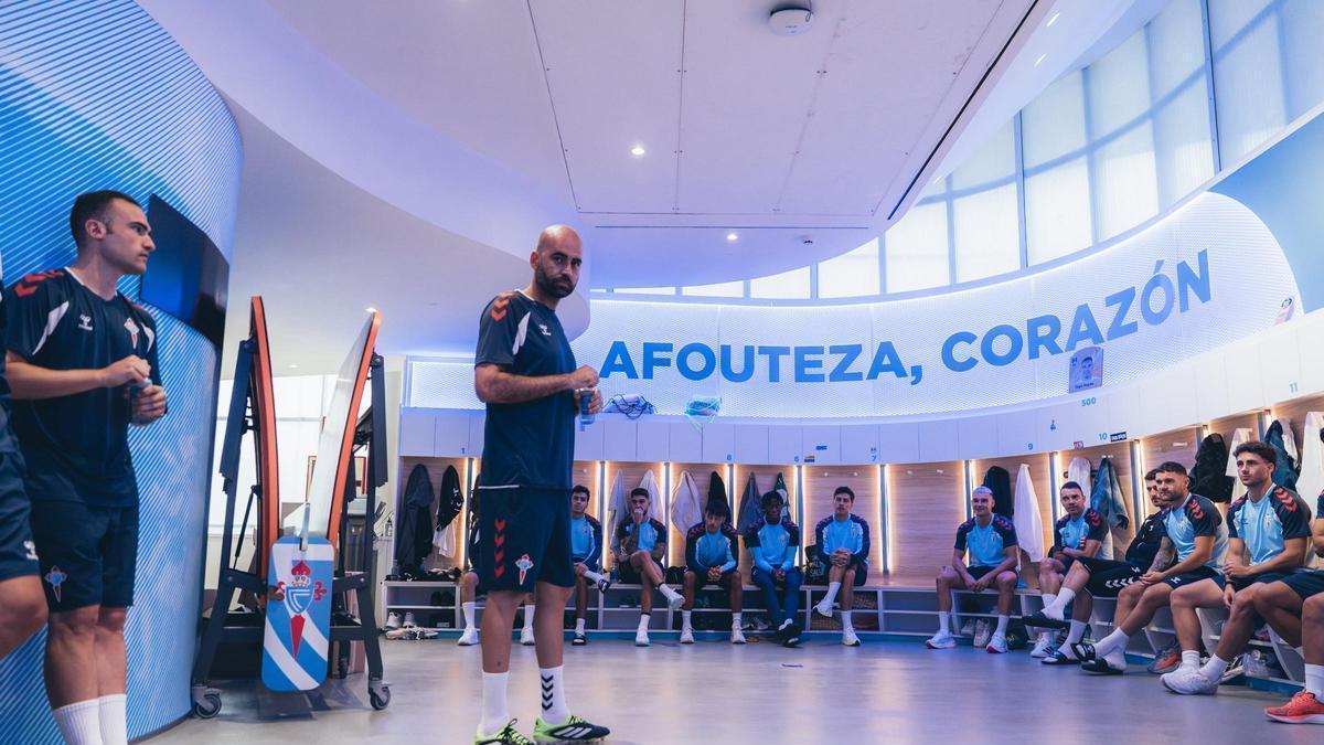 Claudio Giráldez en el primer día de pretemporada en la Cidade Deportiva Afouteza