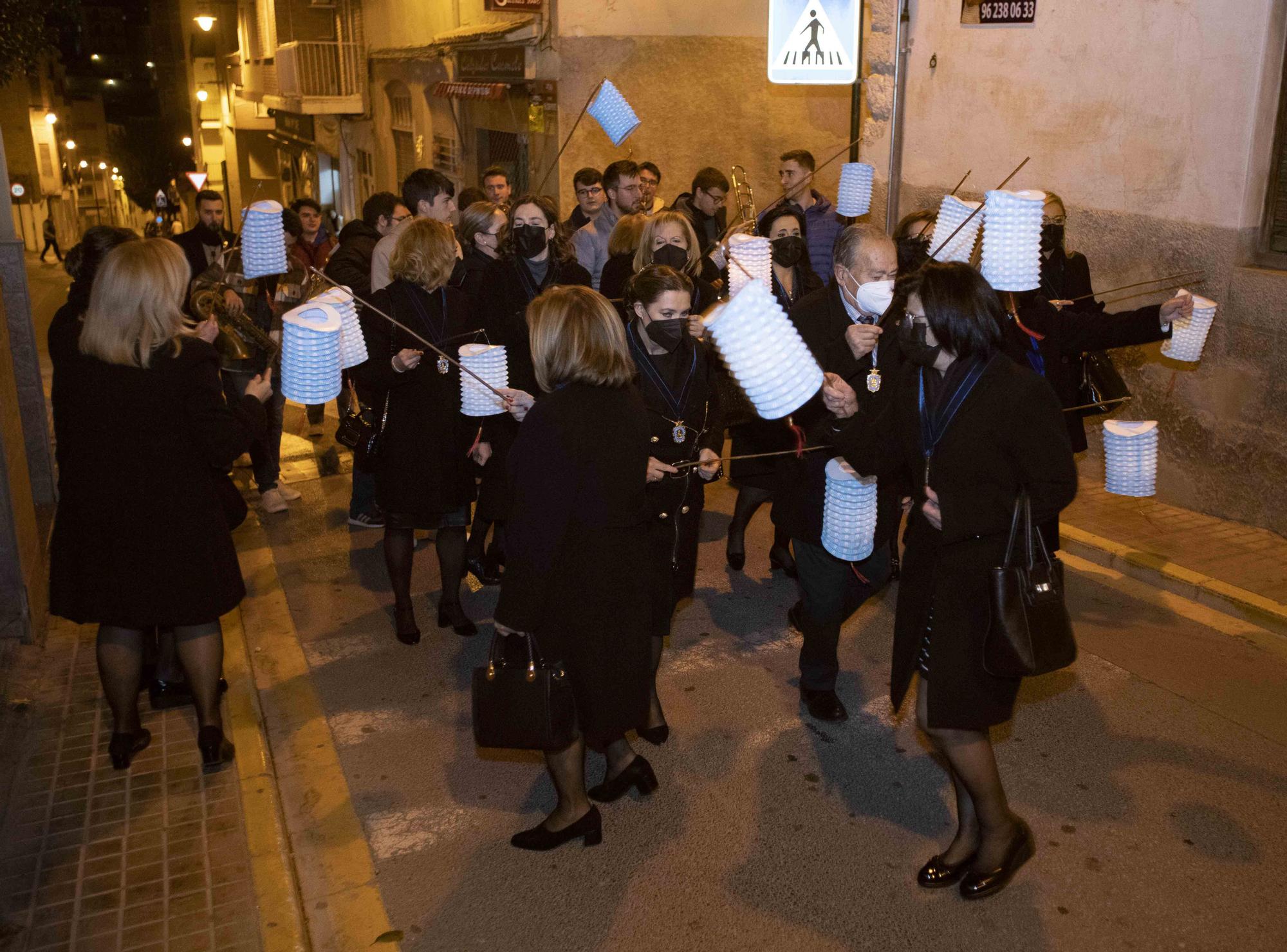 Ontinyent se vuelca en la "retreta" y el desfile de "Gegants i Cabets" por las fiestas de la Purísima