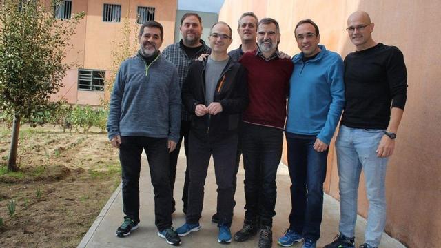 Fotografía de los políticos presos en la cárcel de Lledoners