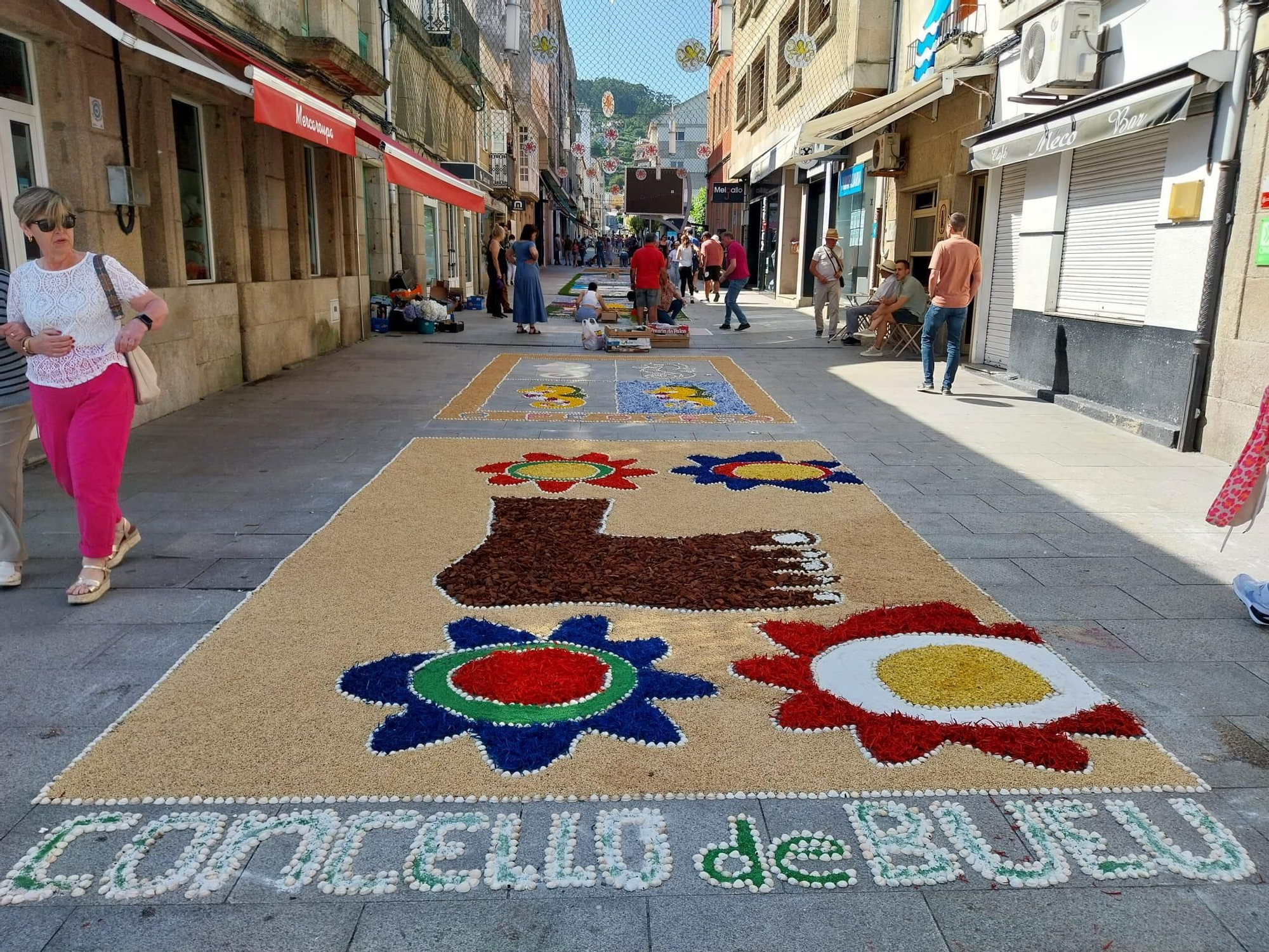 La fiesta de las alfombras florales del Corpus en Bueu (II)
