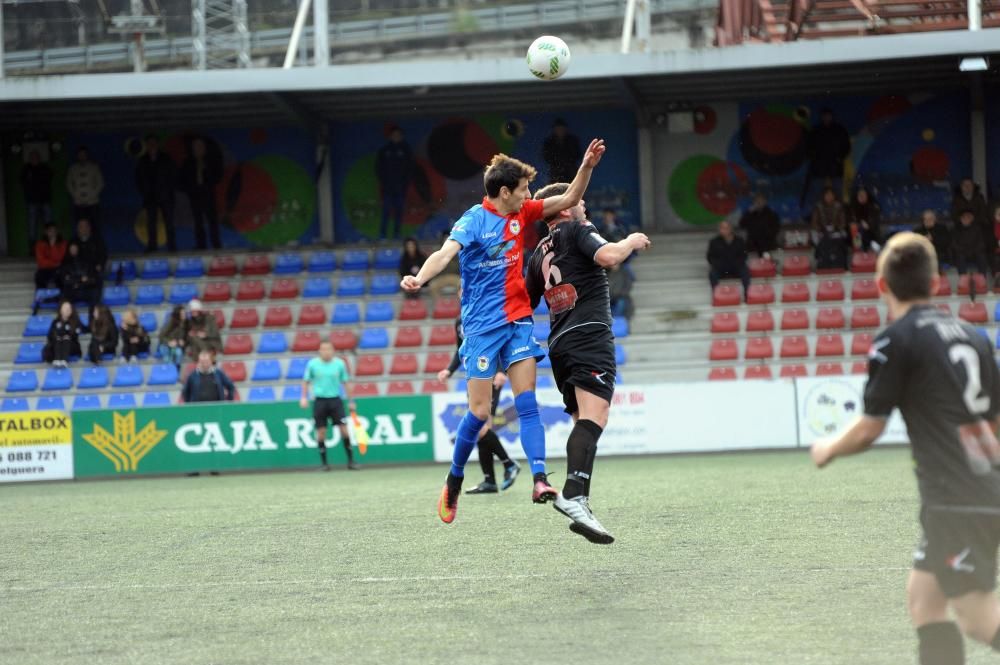 El partido entre el Langreo y el Siero, en imágenes