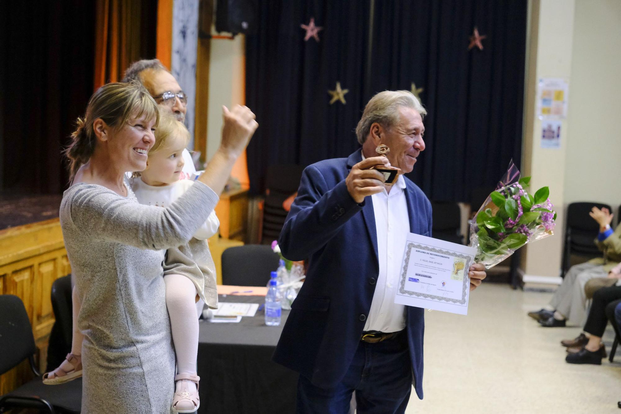 Entrega de diplomas de reconocimiento a isleteros destacados por el Día de La Isleta