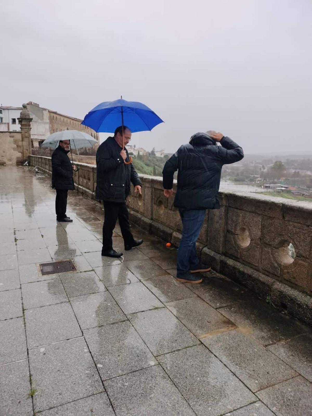 Visita del obispo a Coria.