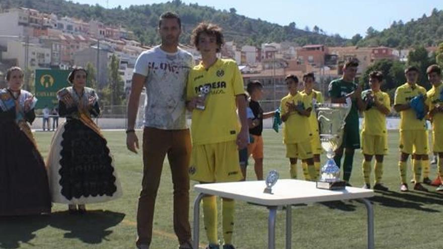 El cadete del Villarreal gana en la Vall