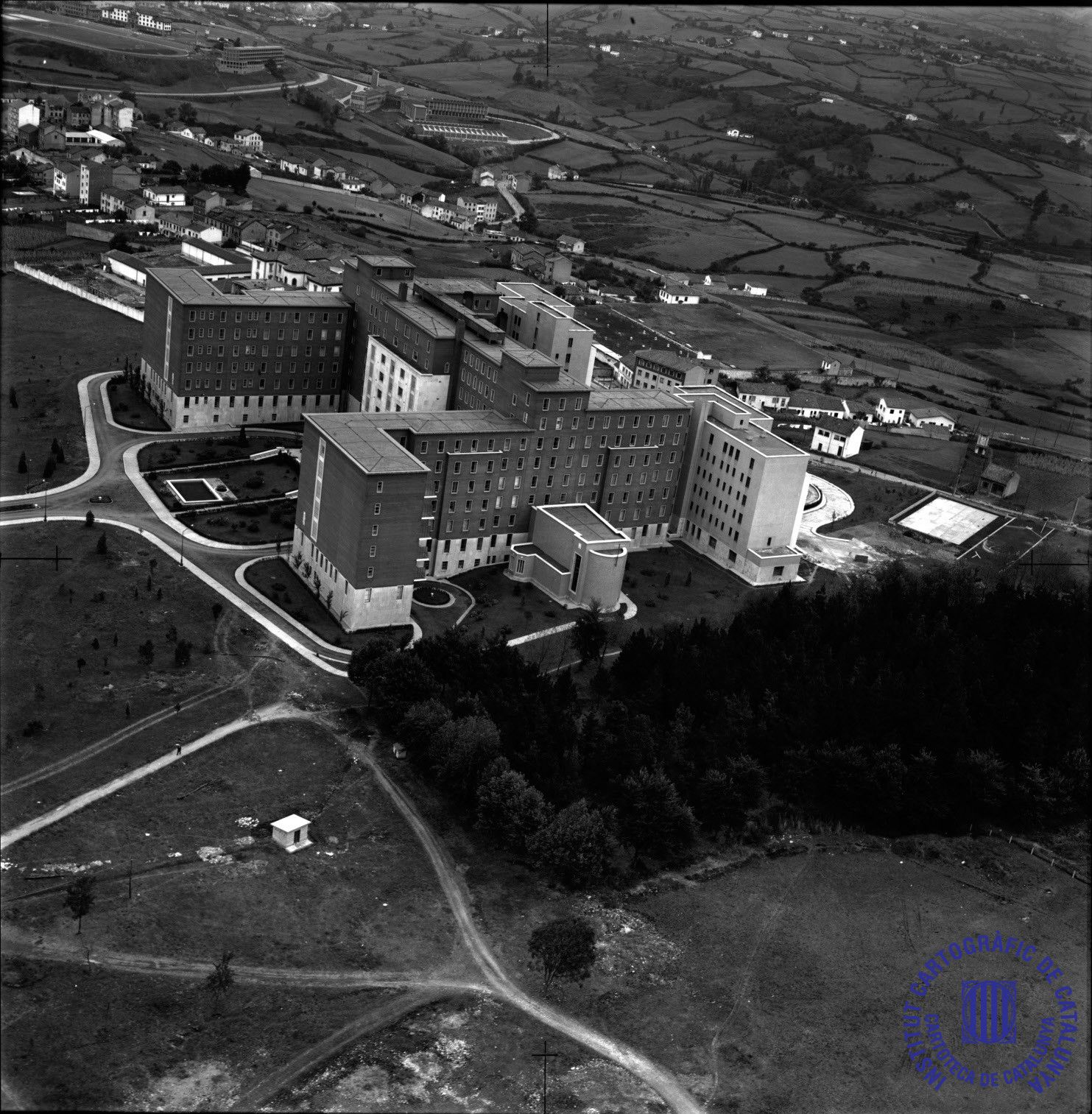 Un vuelo al pasado: así era Asturias, desde el aire, en 1962