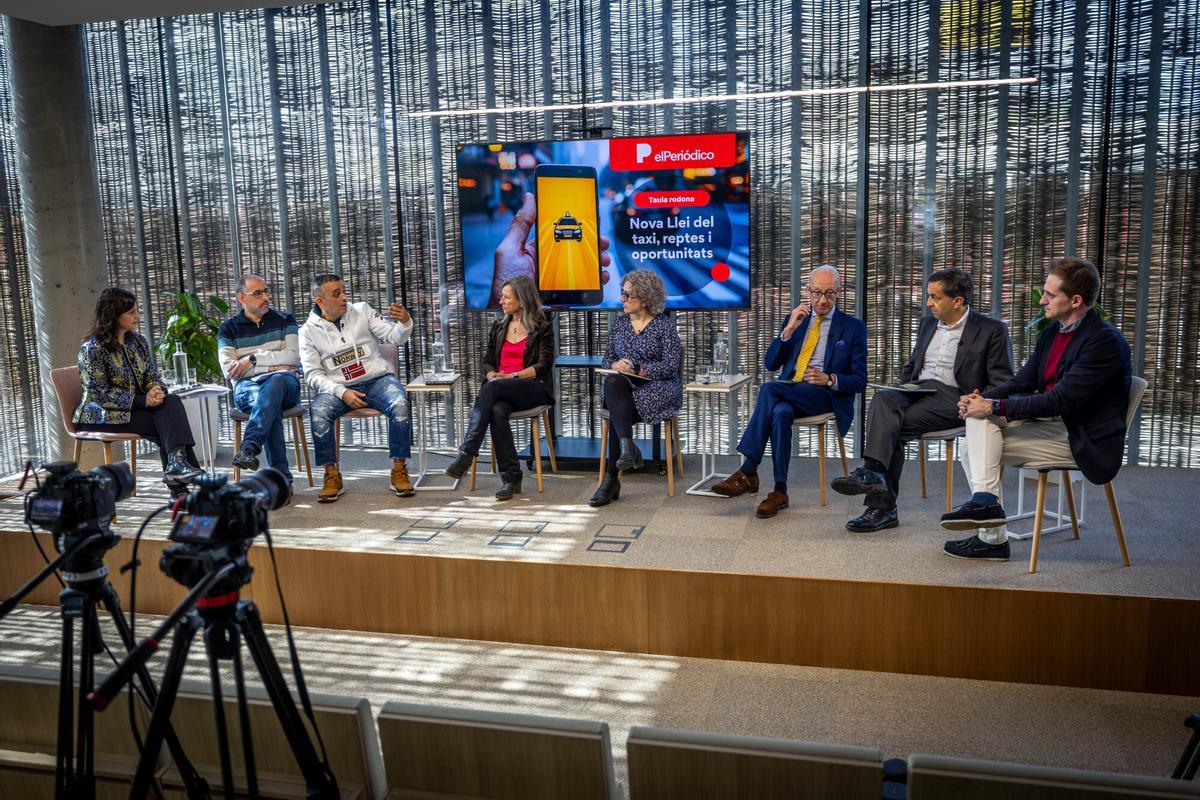 Debate en El Periódico sobre la ley de taxi y las VTC