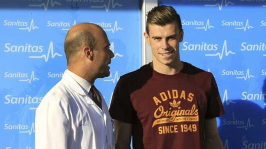 Bale pasa el reconocimiento médico