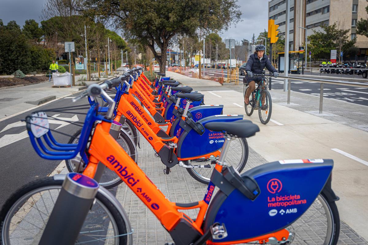 El estreno a medio gas del bicing metropolitano