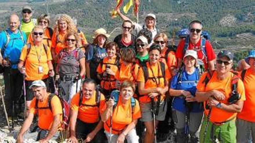 La Colla Excursionista de Vilanova del Camí fa una caminada a la Tossa de Tivissa