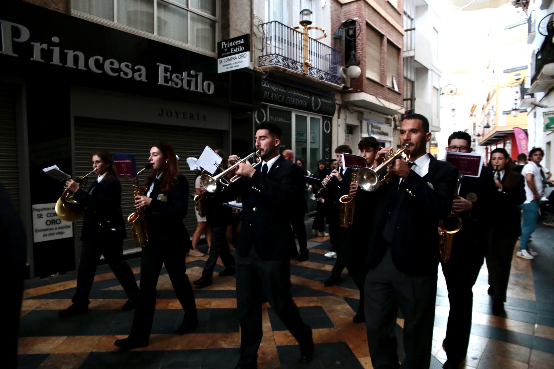 Las mejores fotos de la Peregrinación y los cortejos religiosos de la Santa Misa en Lorca