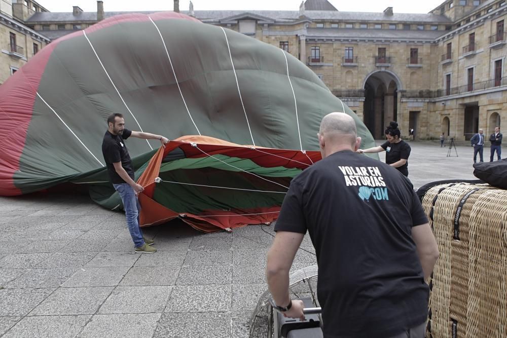 Presentación de la I Regata de globos aerostáticos de Gijón