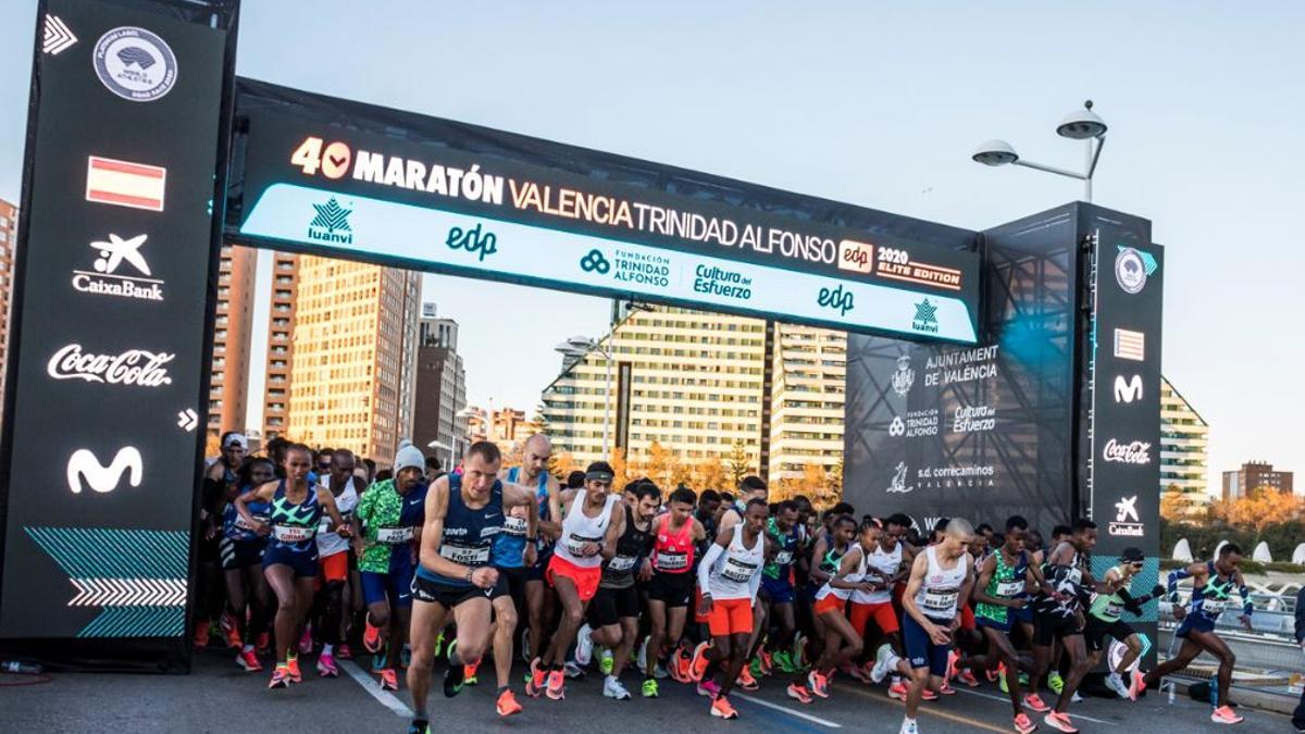 Salida Maratón Valencia Elite Edition 2020