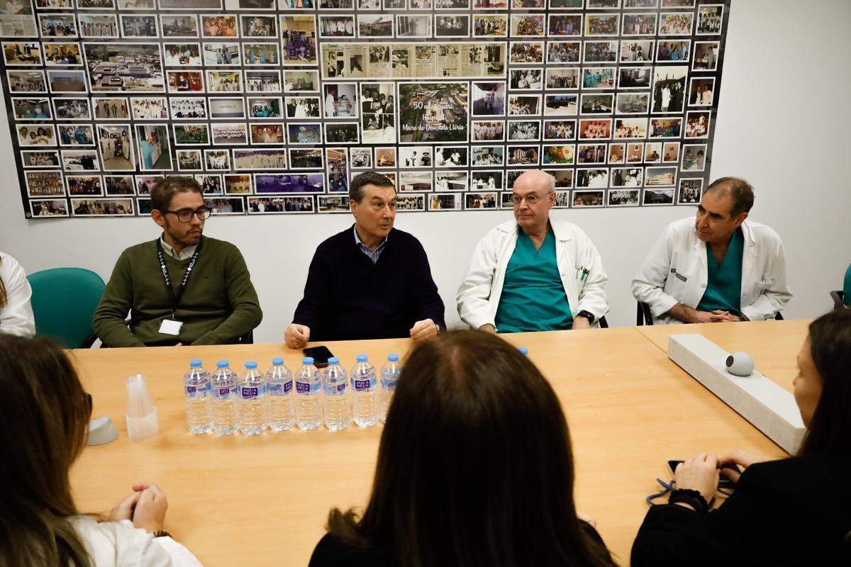 El conseller de Sanidad presenta en Alcoy el quirófano más avanzado