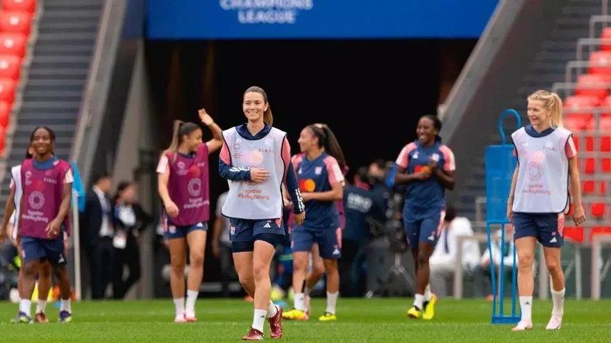 El Olympique de Lyon ya se entrena en San Mamés