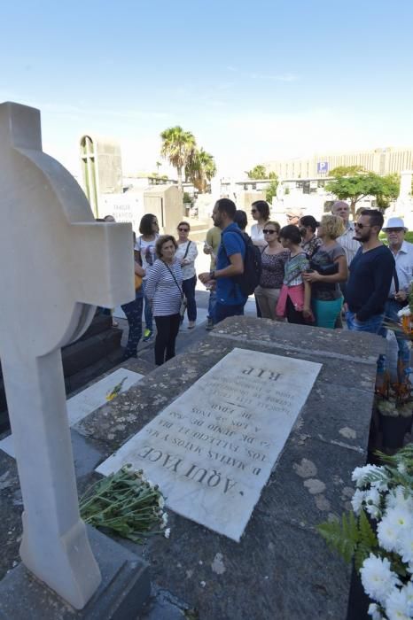 Ruta por el cementerio de Vegueta