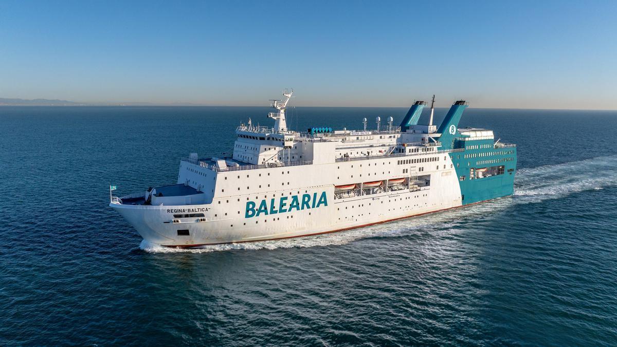 Un ferry de la flota de Baleària, en una imagen de archivo.