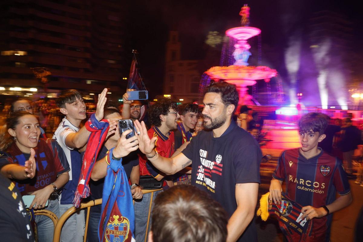 Iborra, en la fuente de las Cuatro Estaciones