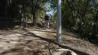 Roben 150 metres de cable de coure de l’enllumenat de la via verda del Carrilet a Quart