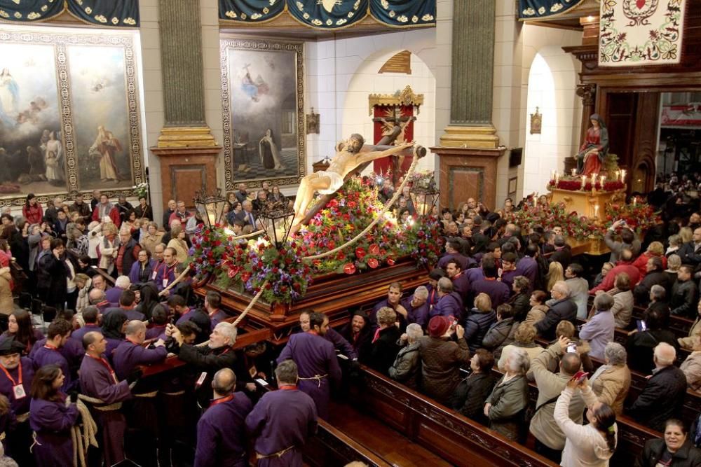 Viernes de Dolores: Procesión del Cristo del Socor