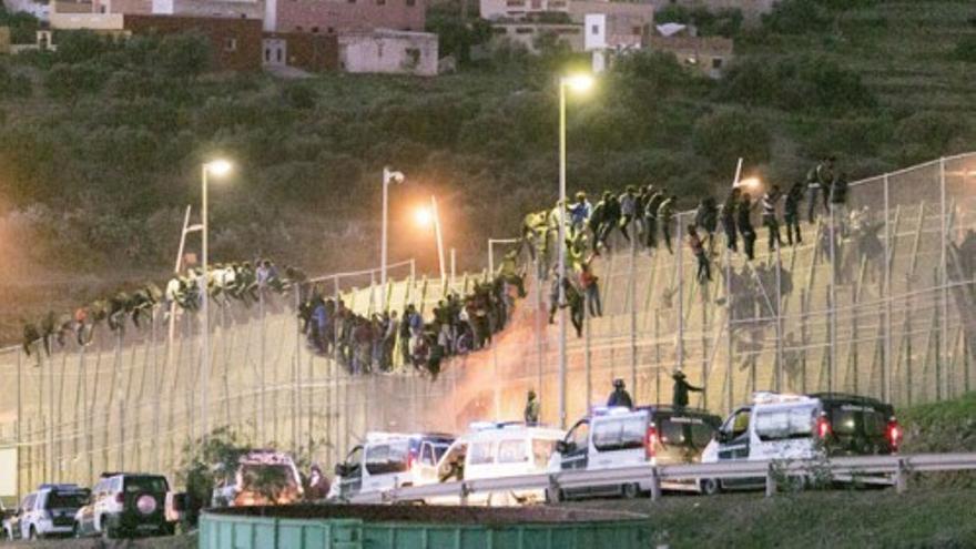 Nuevo salto masivo en la valla de Melilla