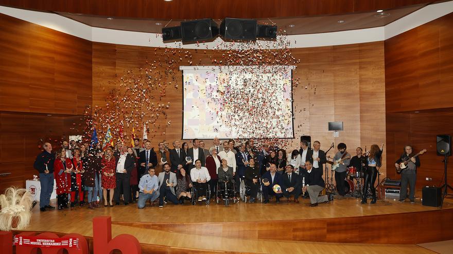 La UMH reconoce a entidades y personas vinculadas al deporte en la Gala del Deporte 25 Aniversario