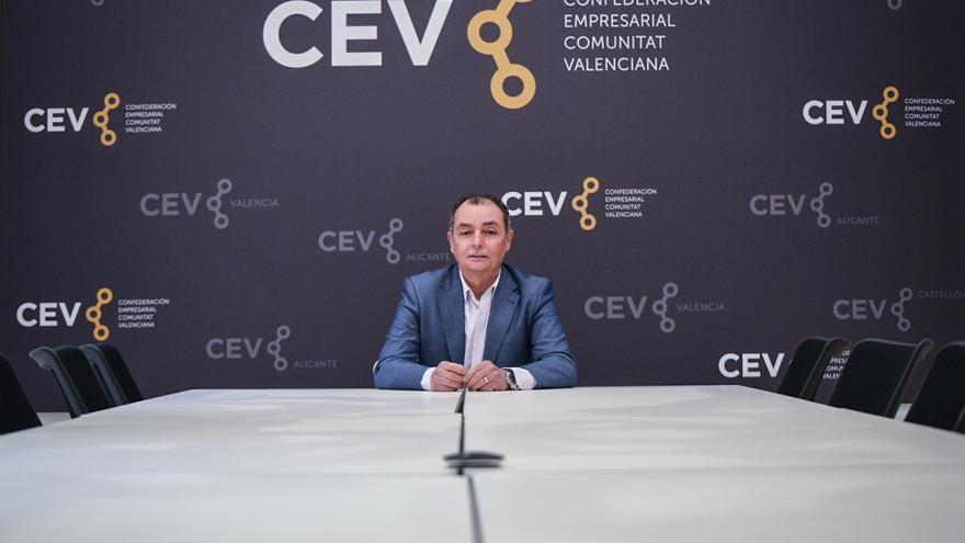 Salvador Navarro, único candidato a presidir la CEV con el 78% de los avales