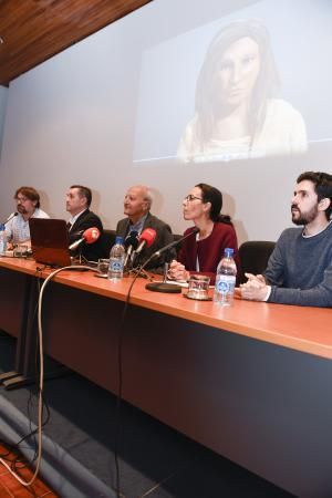 GENTE Y CULTURA  03-12-2018 LAS PALMAS DE GRAN CANARIA. Reconstrucción de una aborigen del siglo VI. La conservadora del Museo Canario, Teresa Delgado, y el director de la empresa de arqueología Tibicena, muestran la reconstrucción del rostro de una aborigen del siglo VI ..  FOTOS: JUAN CASTRO  | 03/12/2018 | Fotógrafo: Juan Carlos Castro