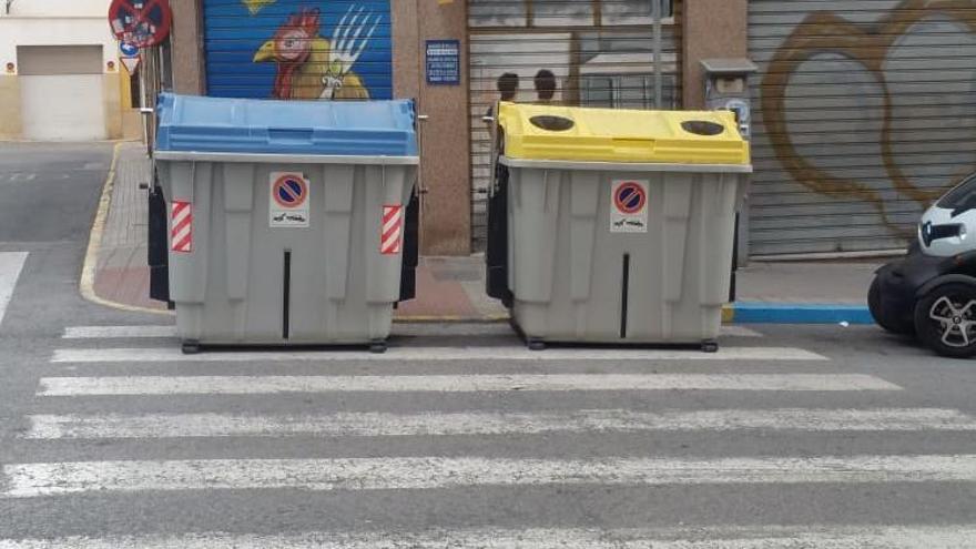 El Ayuntamiento retira los contenedores de la calle Ángel