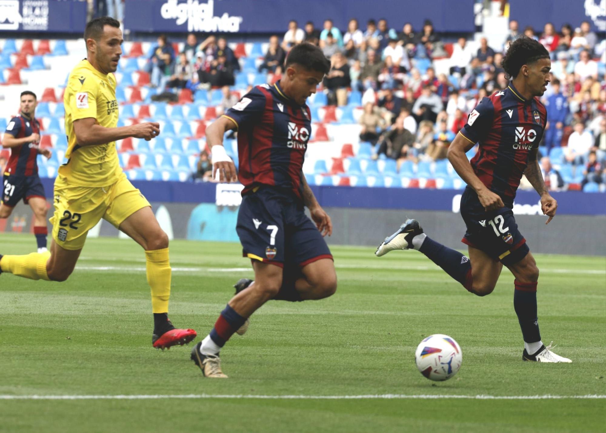 La victoria del FC Cartagena en la casa del Levante, en imágenes