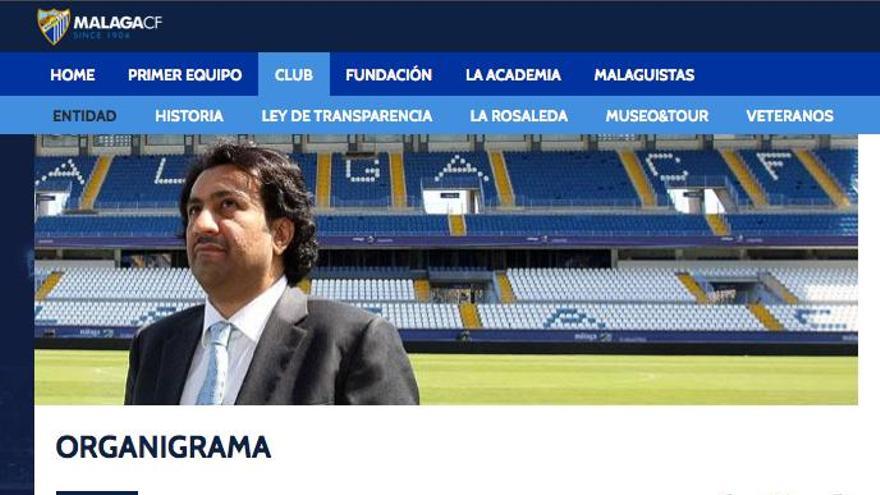 A última hora de ayer, la página web del Málaga CF seguía registrando a Vicente Casado como director general del club, pese a su despido.