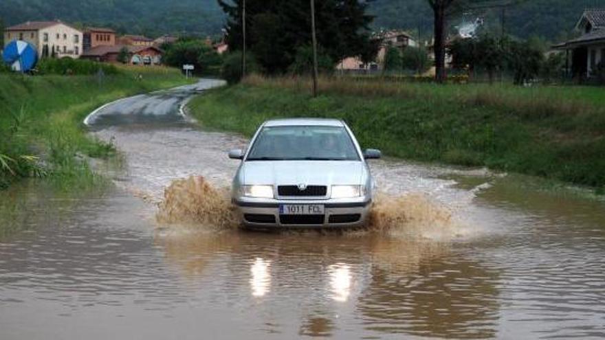 Només queden 4 carreteres afectades per les inundacions
