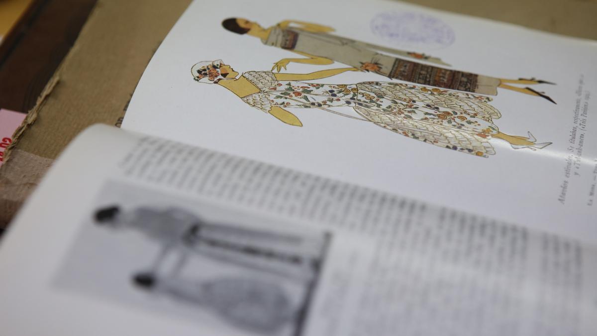 Die Biblioteca Ramon Llull sammelt Bücher zum Thema Kunst, Design und Mode.