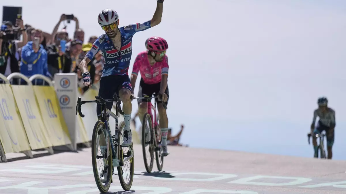 Paret-Peintre: "El Ventoux me ha dado fuerzas"