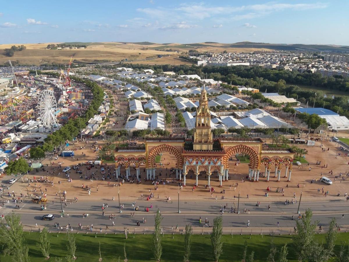 Vista aérea de la Feria de Nuestra Señora de la Salud en Córdoba.