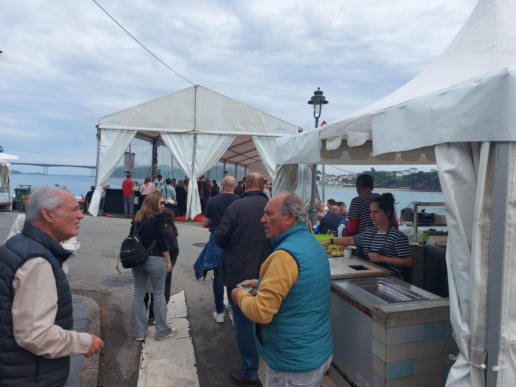 En imágenes: El festival gastronómico "Somos la ostra" llena Castropol