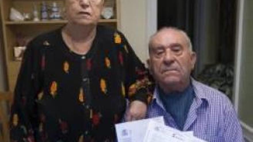 &quot;Que Hacienda me pida 10.000 euros por mi pensión en el extranjero es un robo&quot;