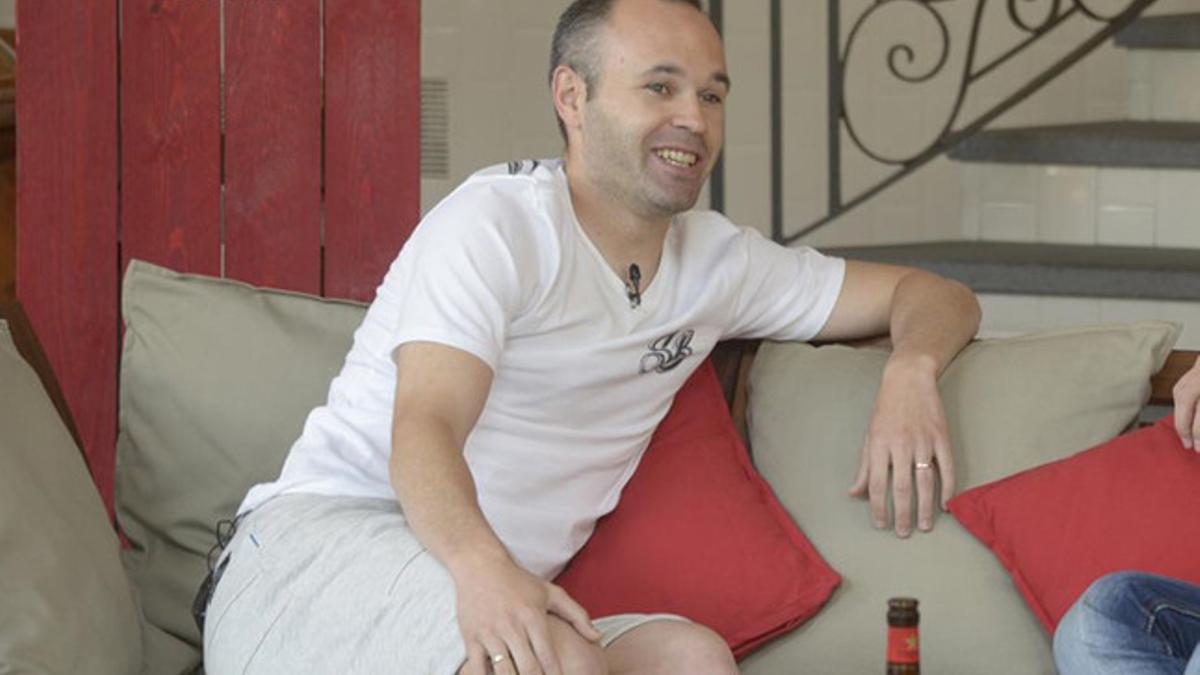 Andrés Iniesta respondió a los aficionados