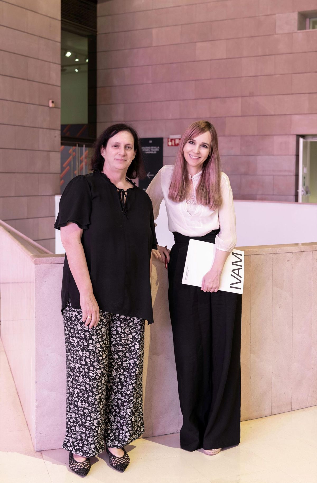 Pilar Tébar y Blanca de la Torre, este jueves, en el IVAM.