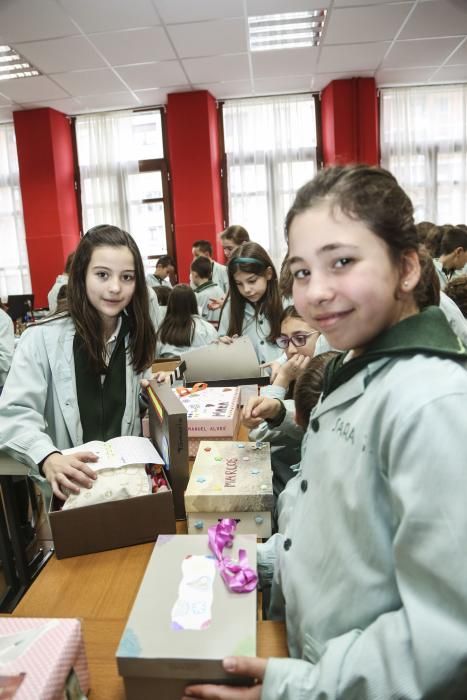 Colecta de material escolar para los niños saharauis en el colegio Santo Domingo