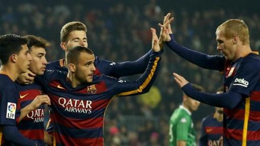El Barcelona goleja el Villanovense i accedeix a vuitens de final de la Copa del Rei