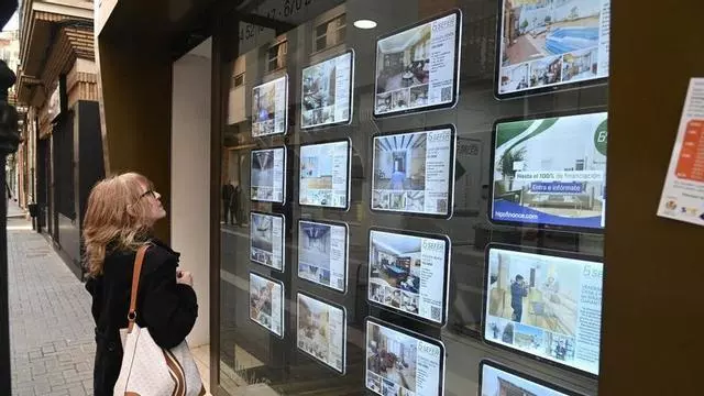 El precio del alquiler asfixia València y ya supone el 39% de la renta de las familias