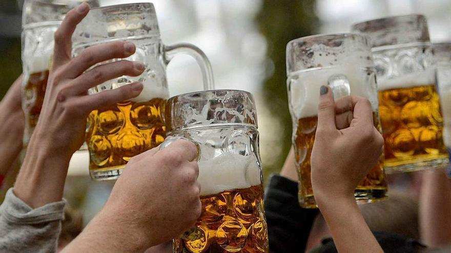 Nutricionistas desvelan las bebidas alcohólicas que no debes ni probar si quieres perder peso