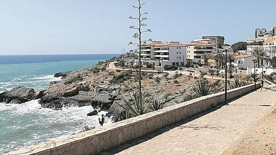 La bandera azul ondeará en las 4 playas de Orpesa